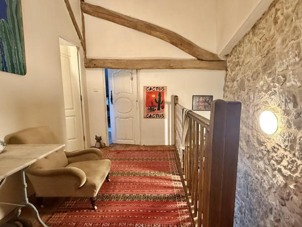 Lauzerte (82110) Lauzerte. Maison en pierre au village avec jardin belle vues