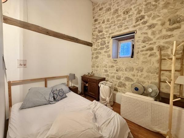 Lauzerte (82110) Lauzerte. Maison en pierre au village avec jardin belle vues