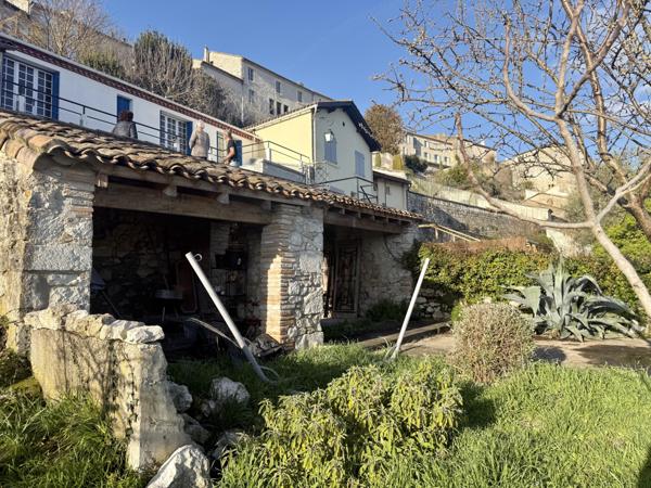 Lauzerte (82110) Lauzerte. Maison en pierre au village avec jardin belle vues