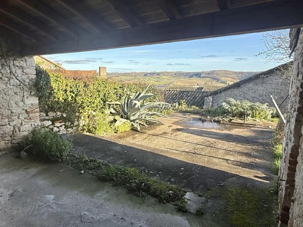 Lauzerte (82110) Lauzerte. Maison en pierre au village avec jardin belle vues