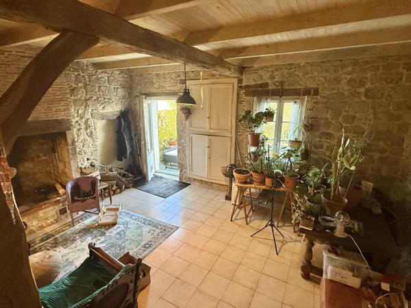 Lauzerte (82110) Lauzerte. Maison en pierre au village avec jardin belle vues