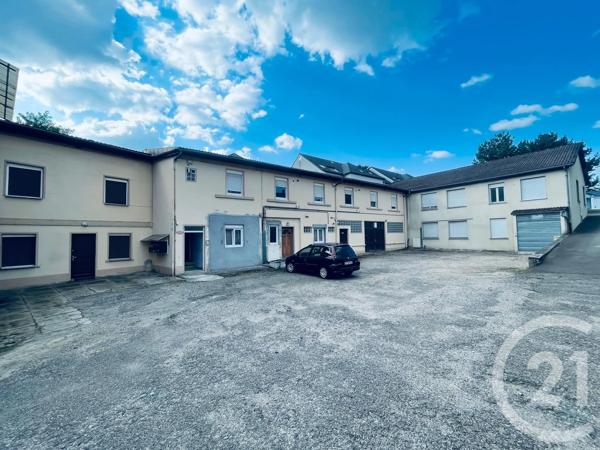 Immeuble à vendre  978 m 2   CREUTZWALD  - 57