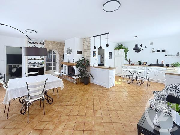 Maison à vendre  5 pièces - 109,91 m2 ST YRIEIX SUR CHARENTE - 16