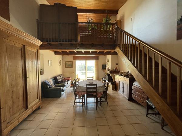 Exclusivité : Maison T4 avec garage et jardin