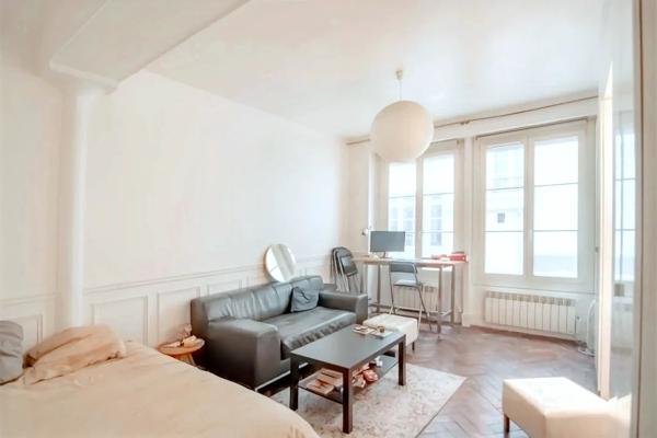 Studio rénové de 26 m² sur cour