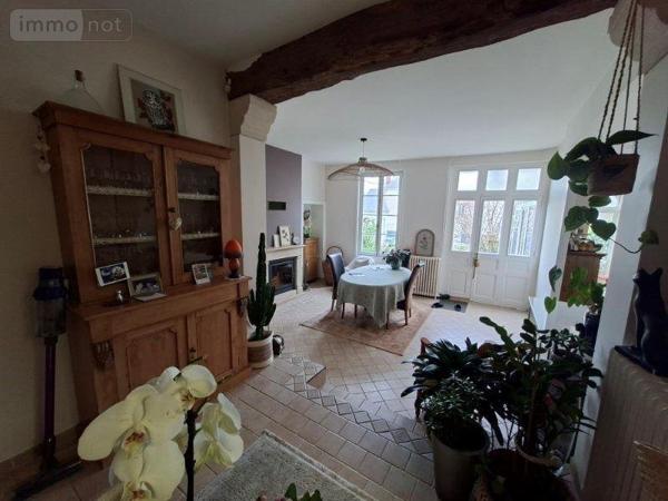 Maison à vendre à Chalonnes-sur-Loire dans le Maine-et-Loire (49290), ref : 49002-1216