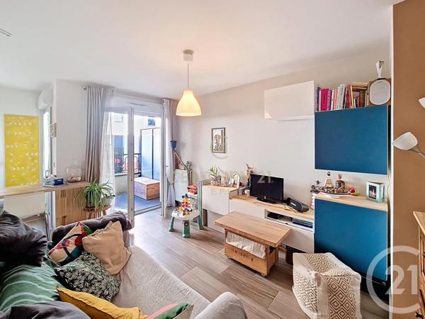 Appartement F2 à vendre  2 pièces - 40 m2 NOISY LE GRAND - 93