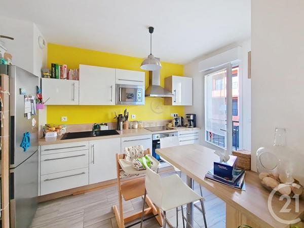 Appartement F2 à vendre  2 pièces - 40 m2 NOISY LE GRAND - 93