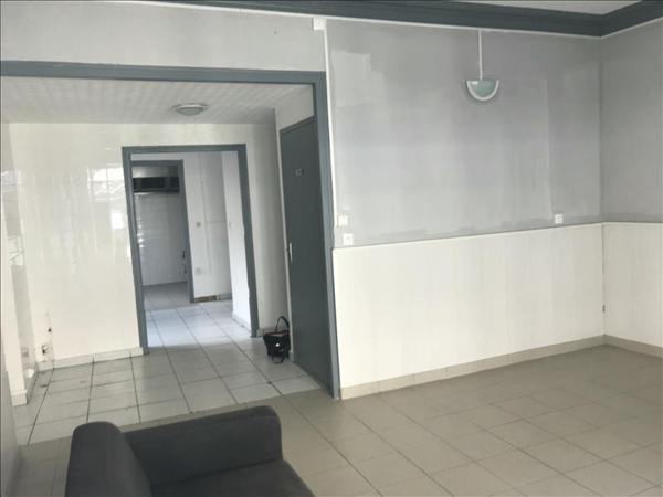 Immeuble à vendre |  Saint-Amand-Montrond |  143 m²