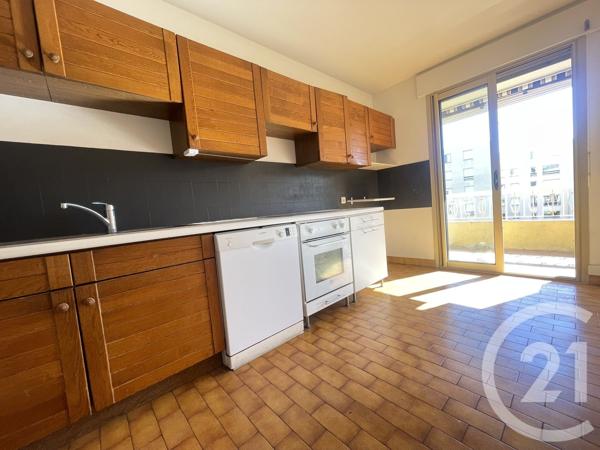 Appartement F3 à vendre  3 pièces - 72,43 m2 ST LAURENT DU VAR - 06