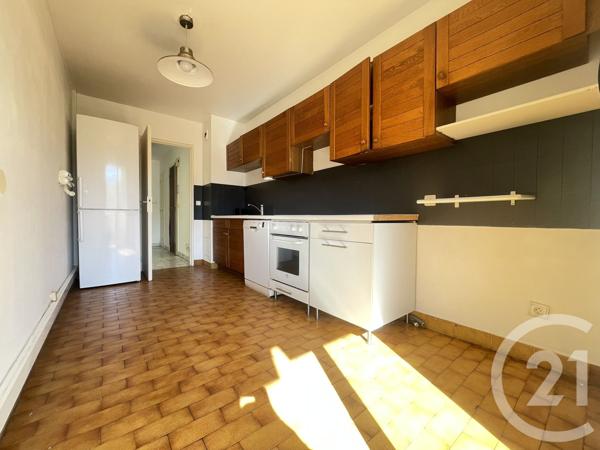 Appartement F3 à vendre  3 pièces - 72,43 m2 ST LAURENT DU VAR - 06