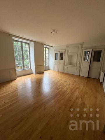 CENTRE VILLE - TYPE III AVEC TERRASSE INTERIEURE PRIVATIVE