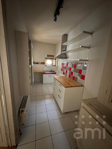 CENTRE VILLE - TYPE III AVEC TERRASSE INTERIEURE PRIVATIVE