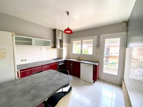 Fleurance / Maison cossue et lumineuse, idéale grande famille ou pour projet professionnel