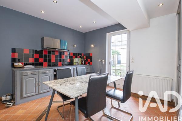 Maison à vendre 8 pièces 311 m² Oinville-sous-Auneau