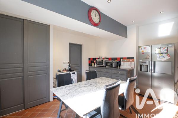 Maison à vendre 8 pièces 311 m² Oinville-sous-Auneau