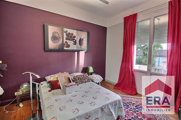 Maison Orange 6 pièce(s) 245 m2