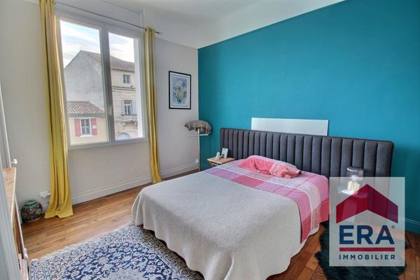 Maison Orange 6 pièce(s) 245 m2