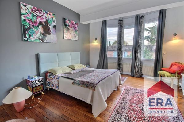 Maison Orange 6 pièce(s) 245 m2