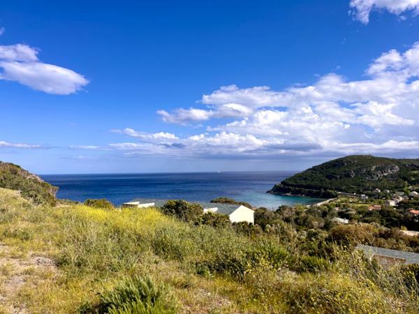 À Vendre : SISCO - Terrain Constructible de 795m2 - Vue Mer