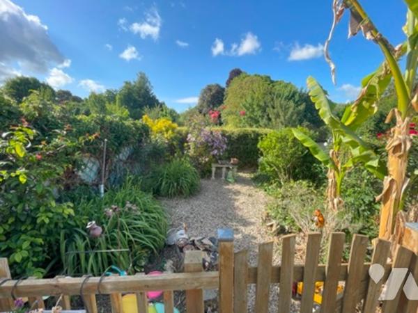 UNE MAISON A USAGE D'HABTIATION