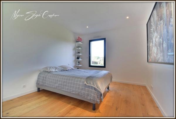 Propriété d'exception à vendre 8 pièces SOUSTONS (40) Villa de 290 m2 Annexe indépendante proche du lac