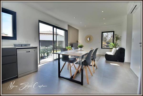 Propriété d'exception à vendre 8 pièces SOUSTONS (40) Villa de 290 m2 Annexe indépendante proche du lac