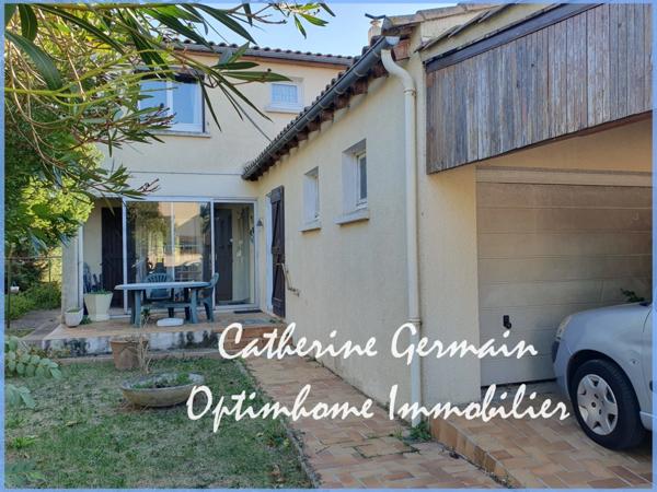 A vendre, Carcassonne - Lumineuse maison familiale avec jardin, terrasses et véranda.