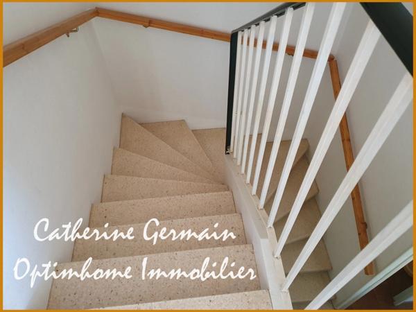 A vendre, Carcassonne - Lumineuse maison familiale avec jardin, terrasses et véranda.