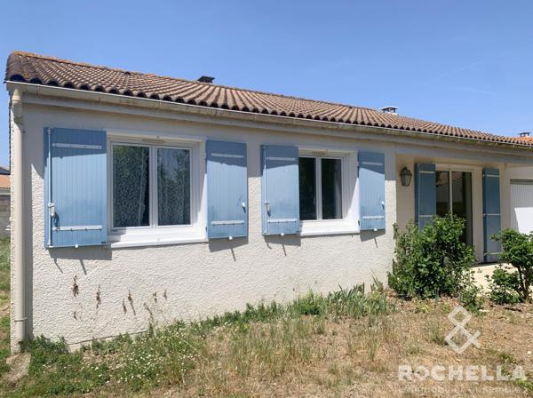 L'Houmeau maison 112m2 habitables, 3 chambres, un bureau, jardin, garage. Bien à remettre au goût du jour.
