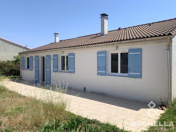L'Houmeau maison 112m2 habitables, 3 chambres, un bureau, jardin, garage. Bien à remettre au goût du jour.