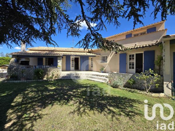 Maison traditionnelle 6 pièces de 177 m² à Manduel (30129)