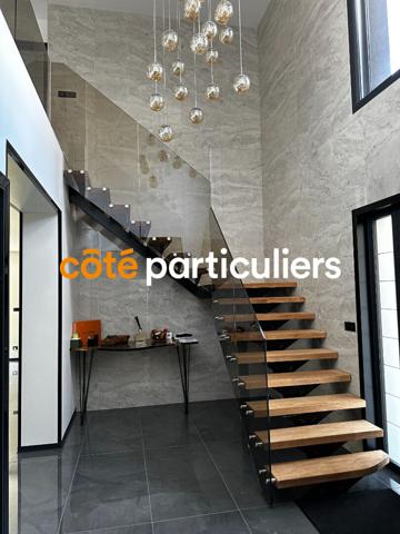 Vente Maison214 m² - 6 Pièces - MIRECOURT (88500)