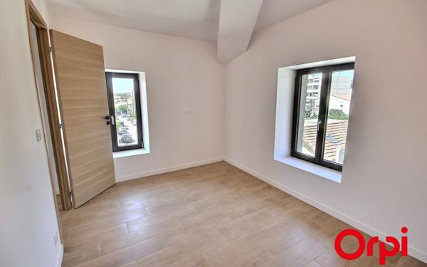 Appartement à vendre    2 pièces • 40 m2 Marseille 13