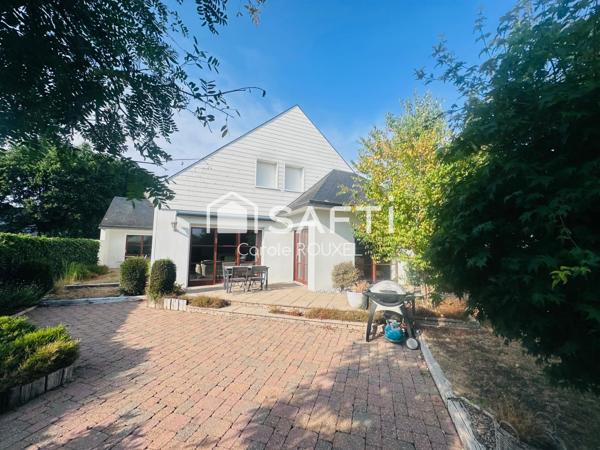 Maison d'env. 170M2 de 2003 sur 3 niveaux avec 5 chambres, 2 salles de bain, 2 wc, 1 garage, 1 buanderie, 1 jardin sur un terrain d'environ 500M2