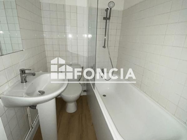 Location Appartement 2 pièces 53.91 m² - 6 RUE SAINT SAUVEUR Rennes 35000
