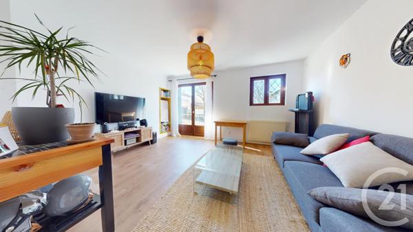 Appartement F3 à vendre  3 pièces - 64,21 m 2   ST JEAN DE LUZ  - 64