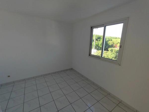À Vendre – Maison 3 pièces à Saint-Pierre