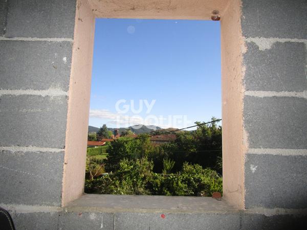 Dépendance avec terrain