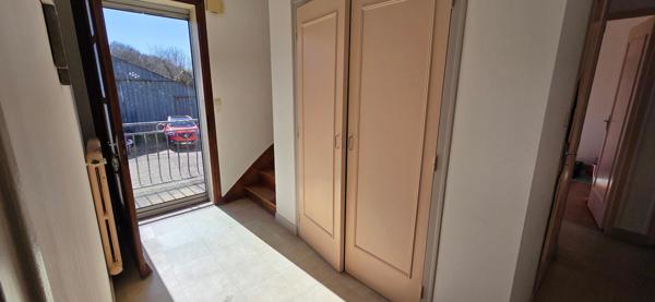 Maison 3 chambres à Plestin-les-Grèves avec un grand hangar d'env 600m²