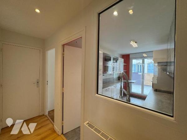 BREST - Secteur Saint-Martin T3 avec terrasse de 25m2

Situé au 1er étage d'une résidence ave...