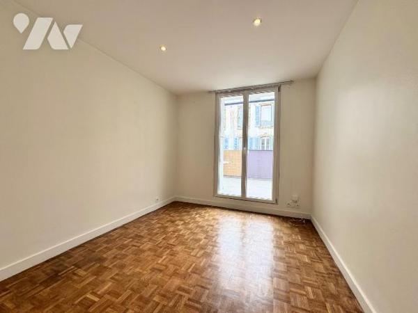 BREST - Secteur Saint-Martin T3 avec terrasse de 25m2

Situé au 1er étage d'une résidence ave...