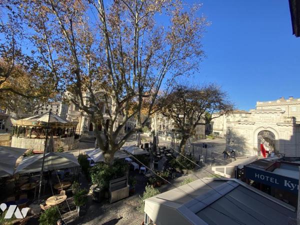 AVIGNON, emplacement exceptionnel pour des bureaux professionnels