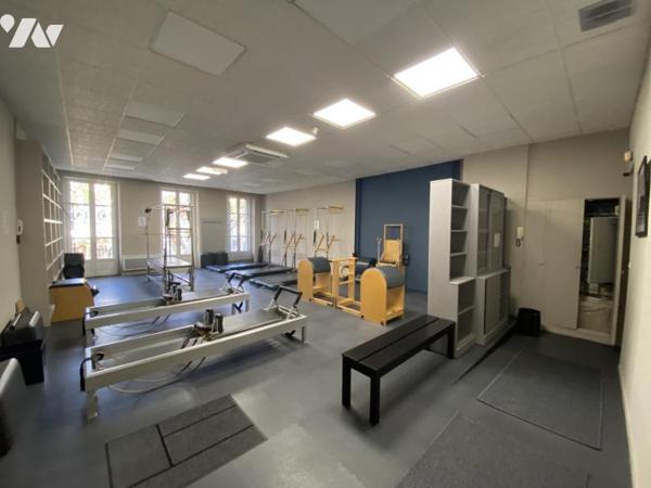 AVIGNON, emplacement exceptionnel pour des bureaux professionnels