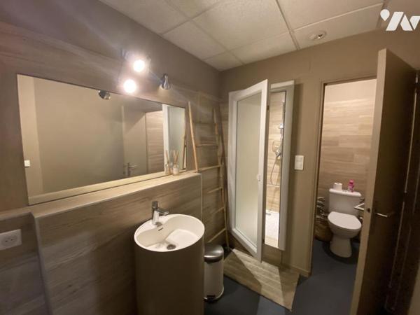 AVIGNON, emplacement exceptionnel pour des bureaux professionnels