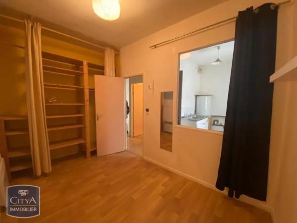 Appartement à louer 2 pièces 37.64m² Lille (59000)