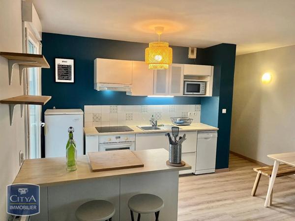 Appartement à louer 2 pièces 49m² Tours (37200)