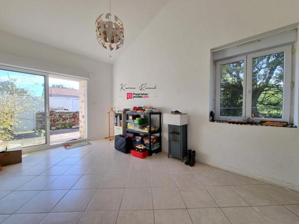 Maison 201 m², 4ch + bureau + T2, terrain 6800 m²