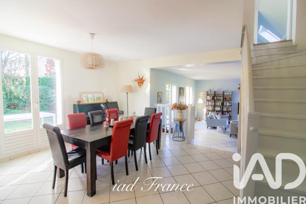 Maison à vendre 8 pièces 169 m² Villennes-sur-Seine