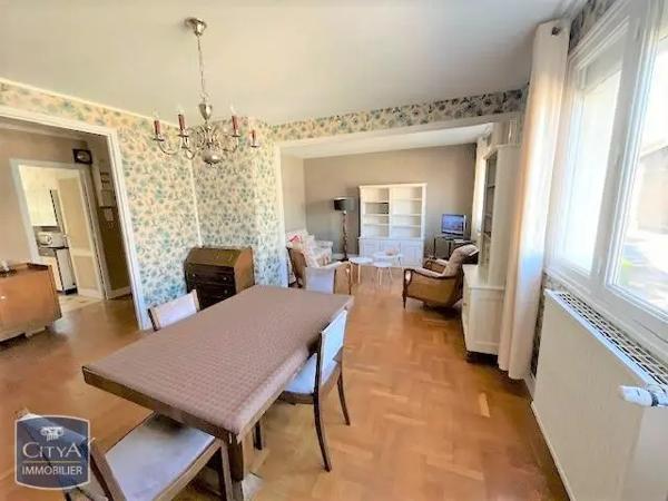 Appartement à louer 4 pièces 82.92m² Guéret (23000)